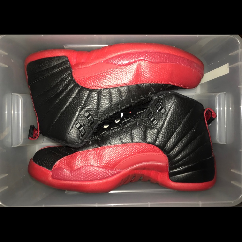 AIR JORDAN 12 RETRO "FLU GAME”